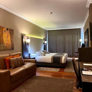 Armiñe Hotel